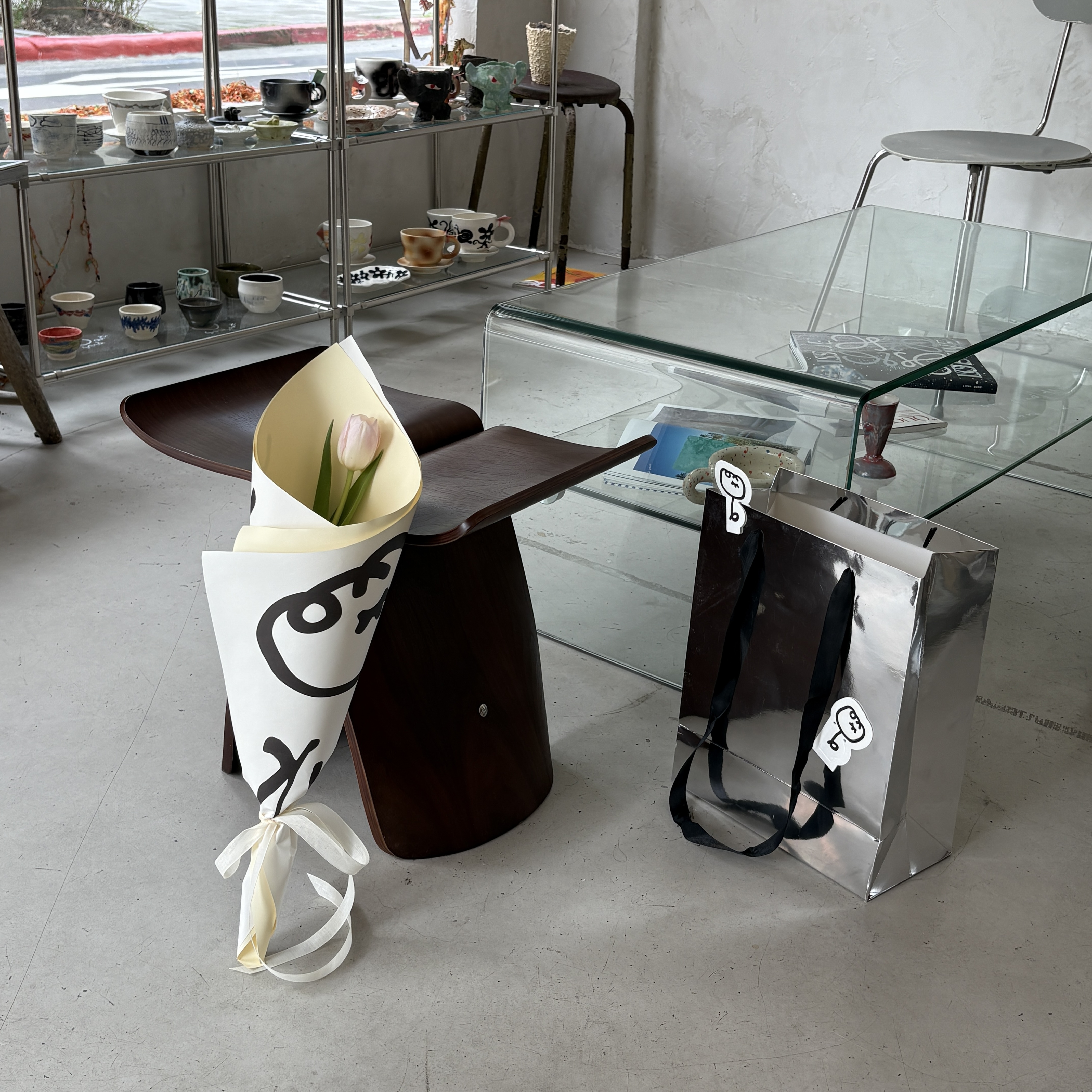 Pink Tulip Bouquet (White)4