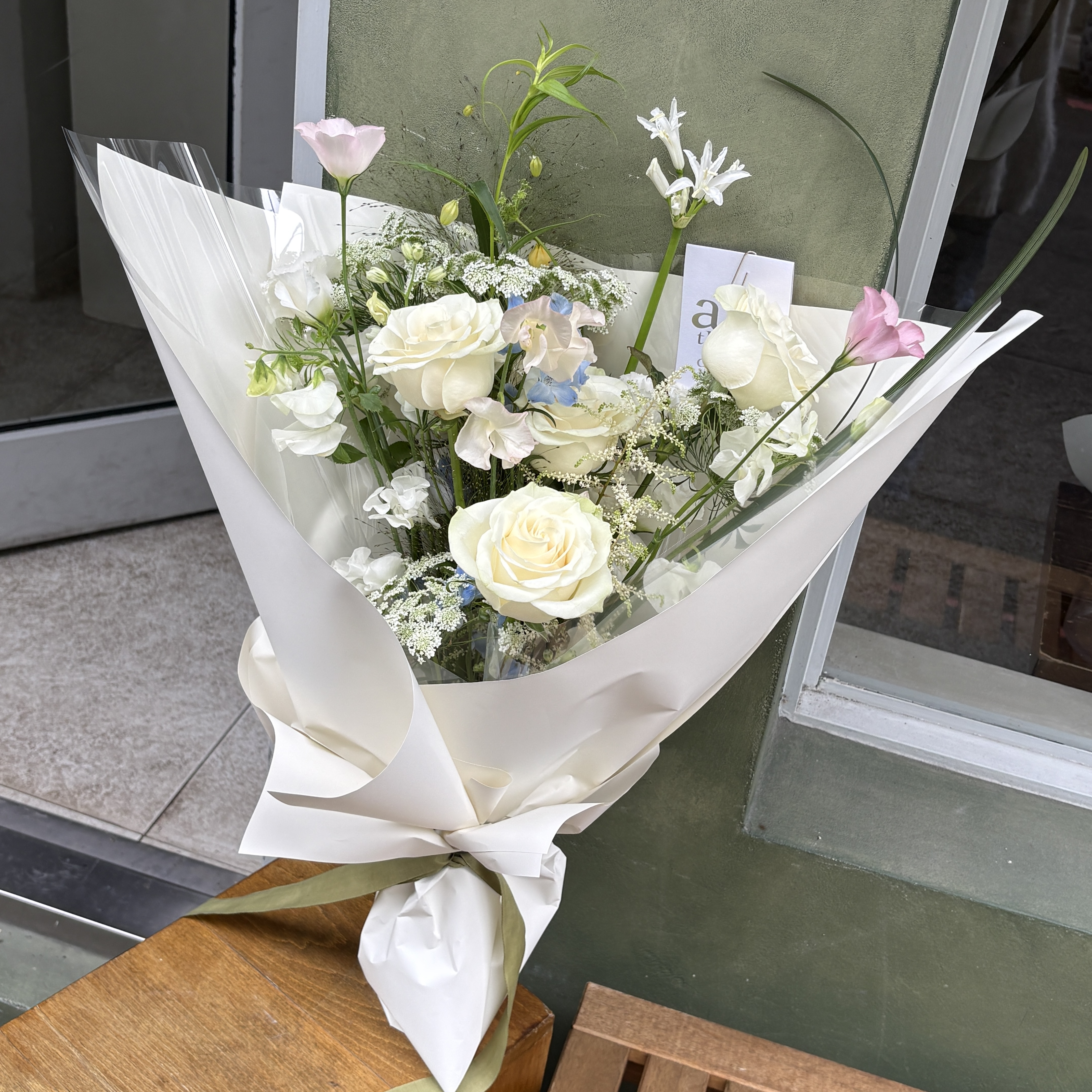 Valentine’s Seasonal Blooms2