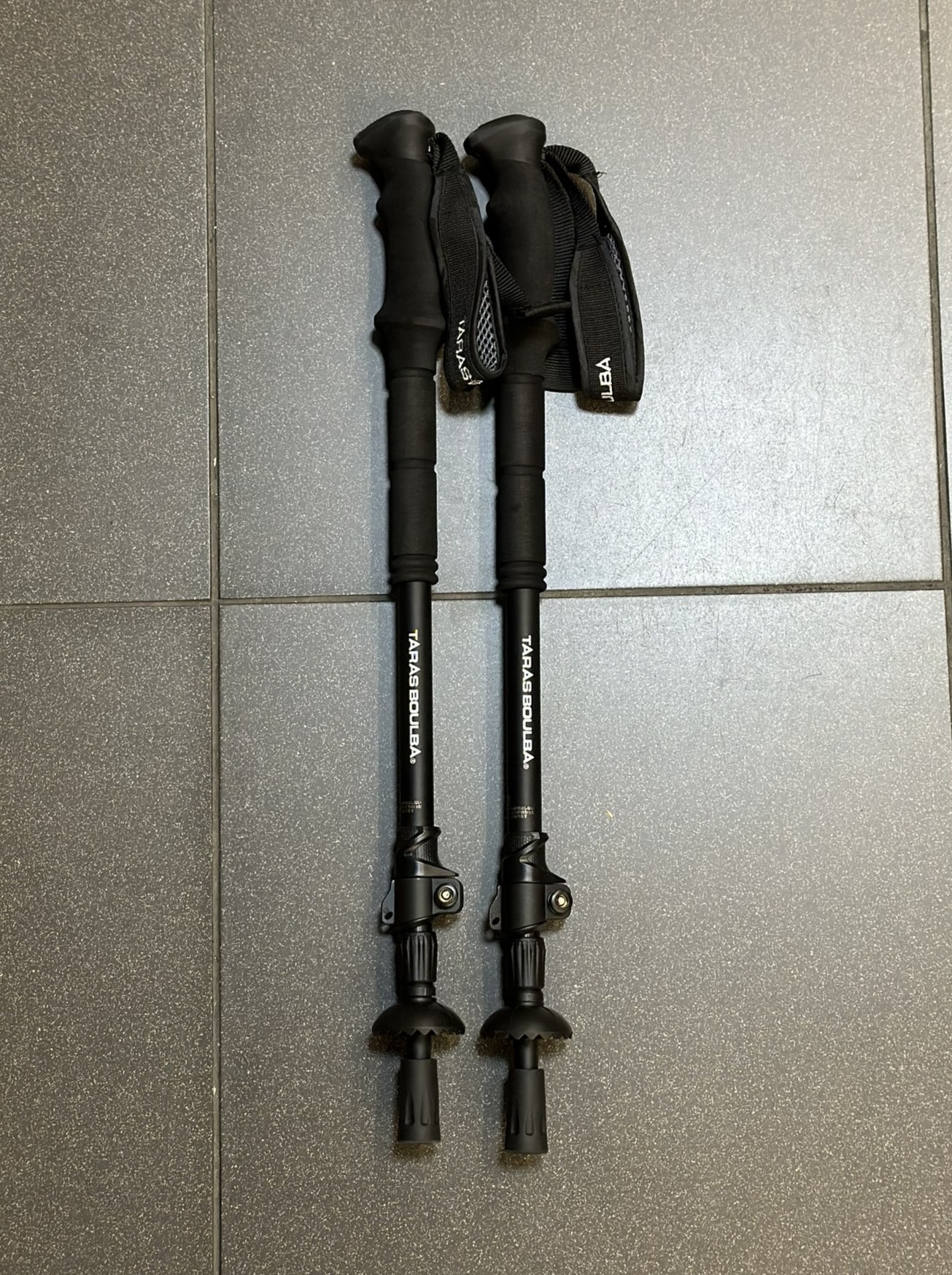 | 裝備寄賣 | TARAS BOULBA 日本製登山杖(2入組) (店面展示中)