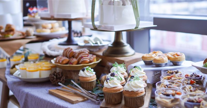 desserts.jpg 甜點餐桌