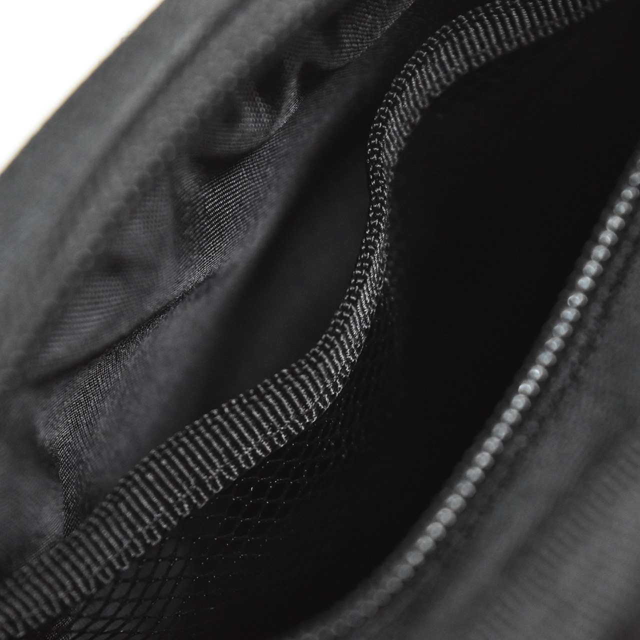 TACTICAL CROSSBODY BAG(黑)(單筆消費滿$3500即可免費獲得,數量有限送完為止)7