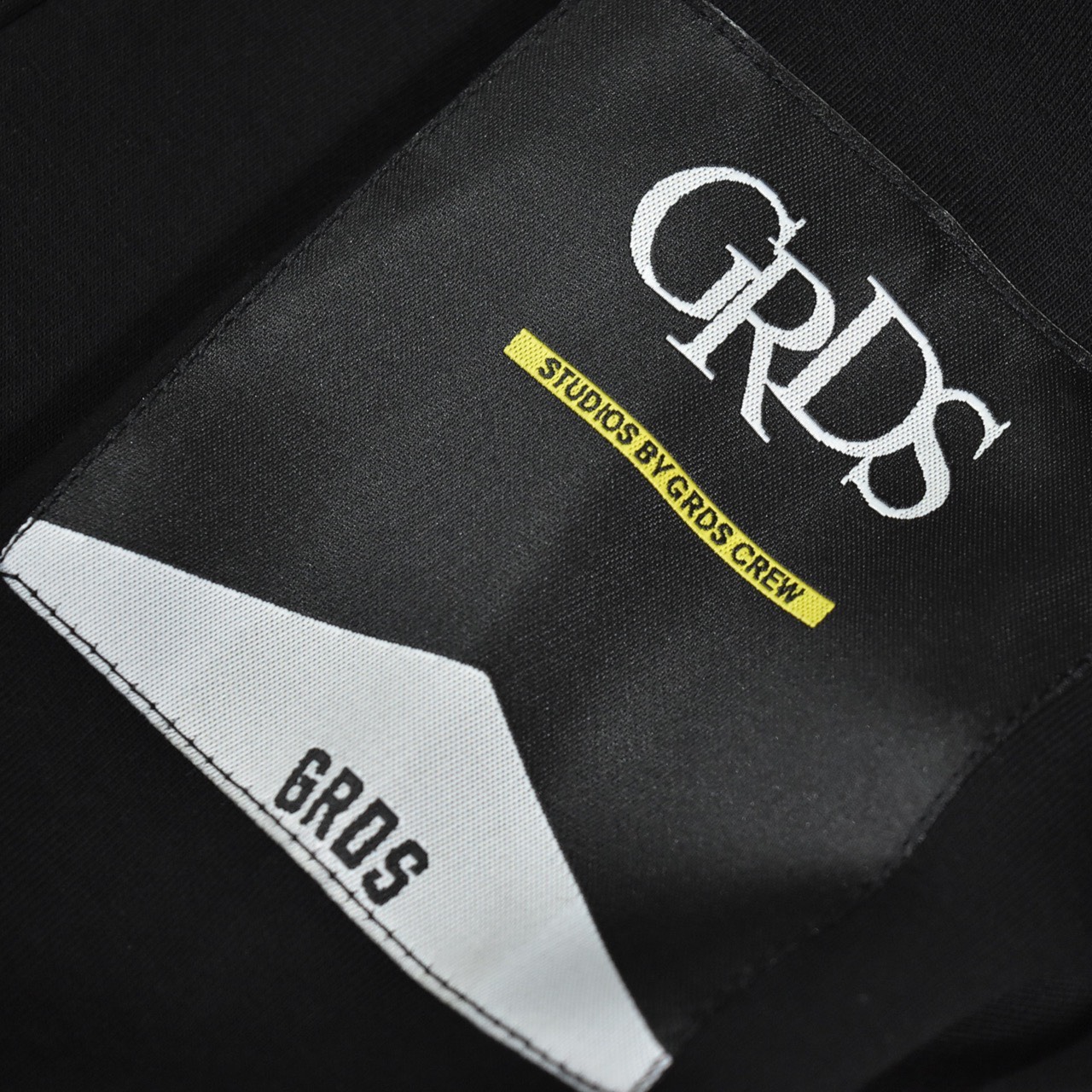 THE SIGN BADGE ZIPPER HOODIE(太空棉/黑)6