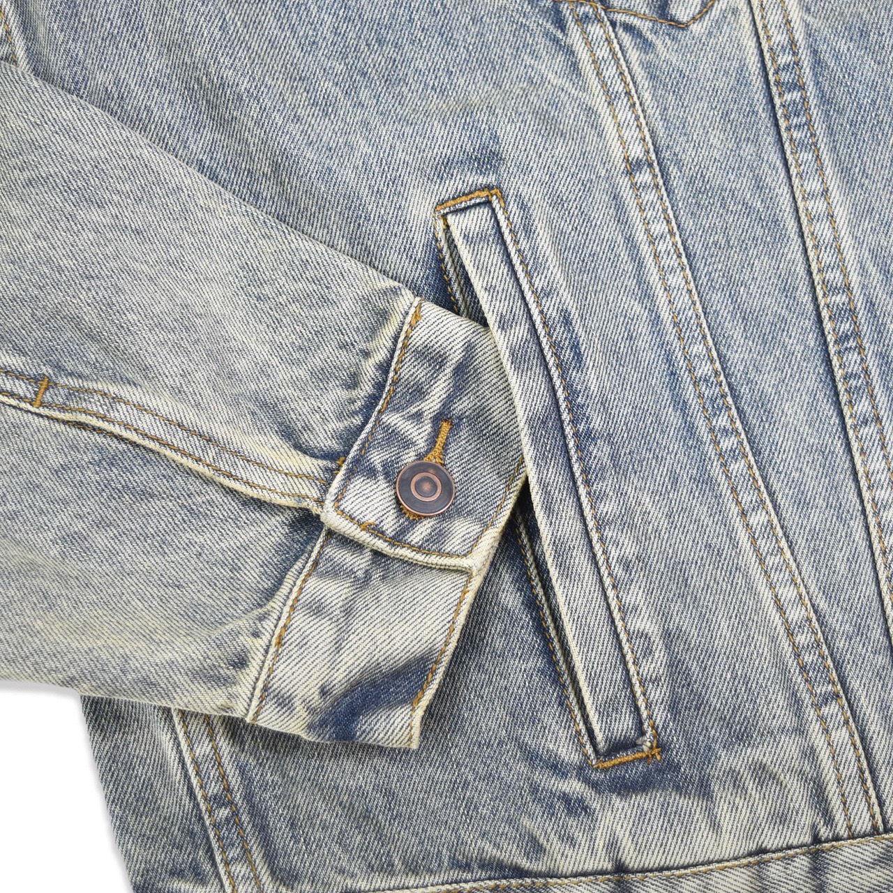 MUD-WASHED DENIM JACKET3