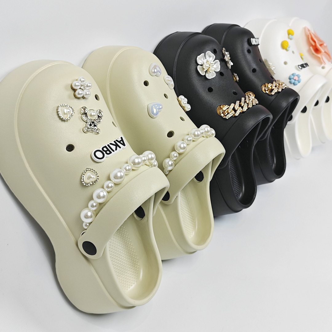 AKIBO極簡厚底洞洞鞋