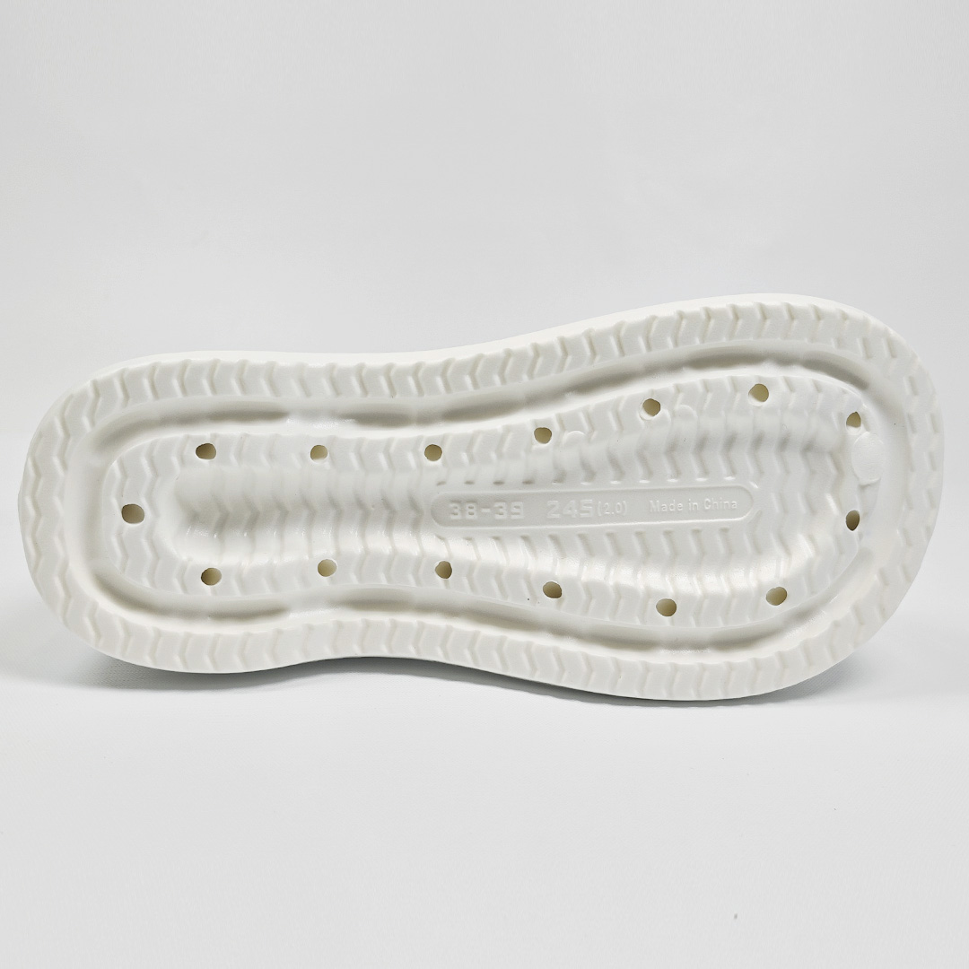 AKIBO極簡厚底洞洞鞋-牛奶白(中性款、耐走、兩穿、防水)