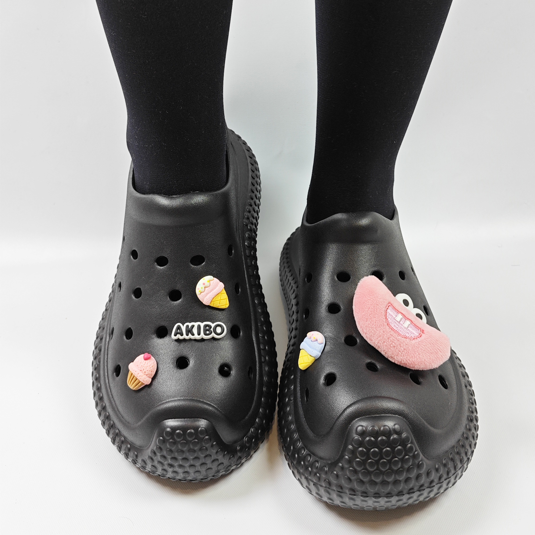 IMG_20240917_154319.jpg AKIBO可樂軟糖款洞洞鞋扣 (九件組)