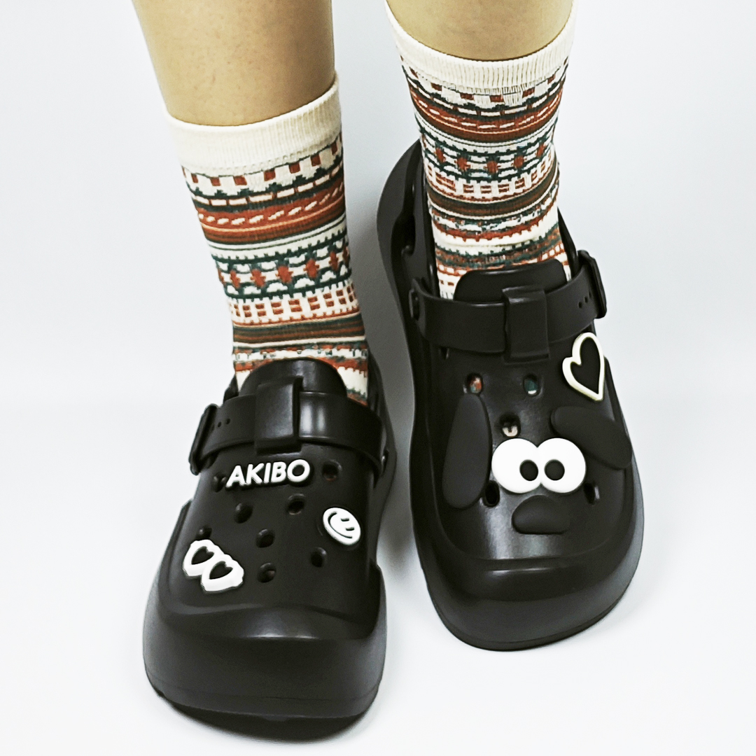 AKIBO微笑萌犬款洞洞鞋扣(七件組)