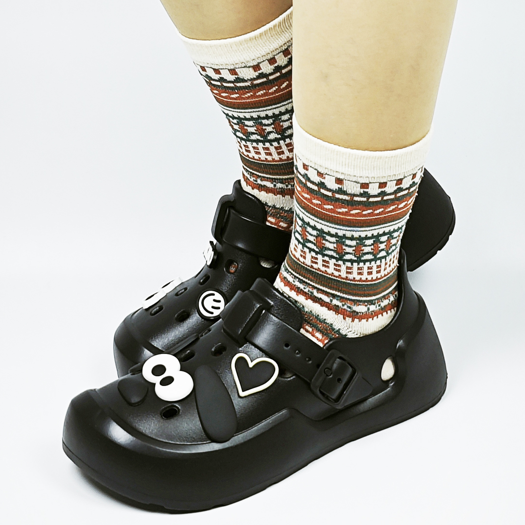 AKIBO全方位機能洞洞鞋-經典黑(中性款、雲朵感、輕量、防水)