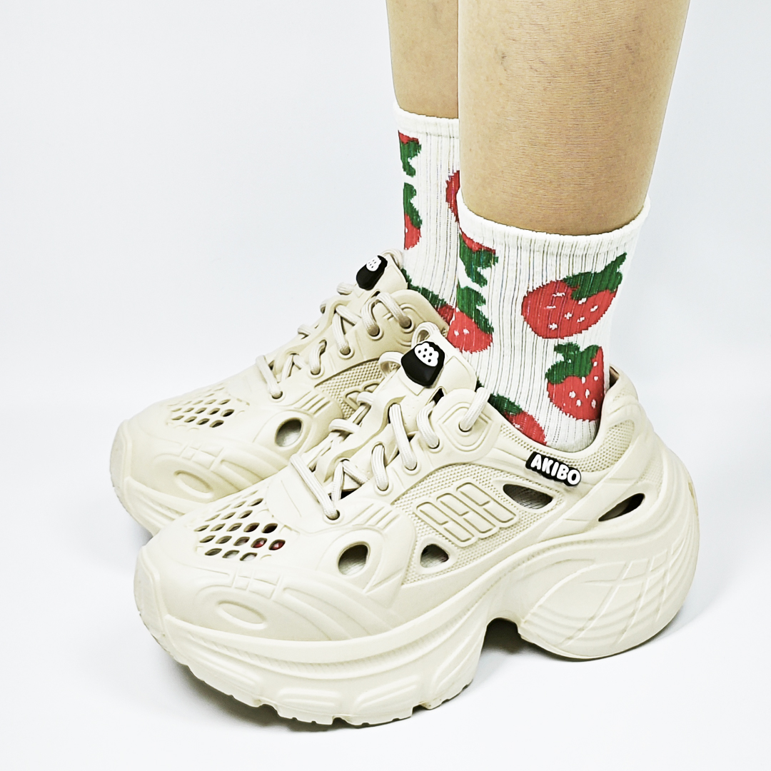 AKIBO輕量透氣老爹鞋-奶油白(女款、6公分厚底增高、一體成型、輕量、耐走、防水)