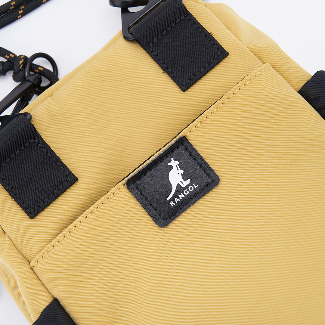 KANGOL水洗尼龍小側包-黃