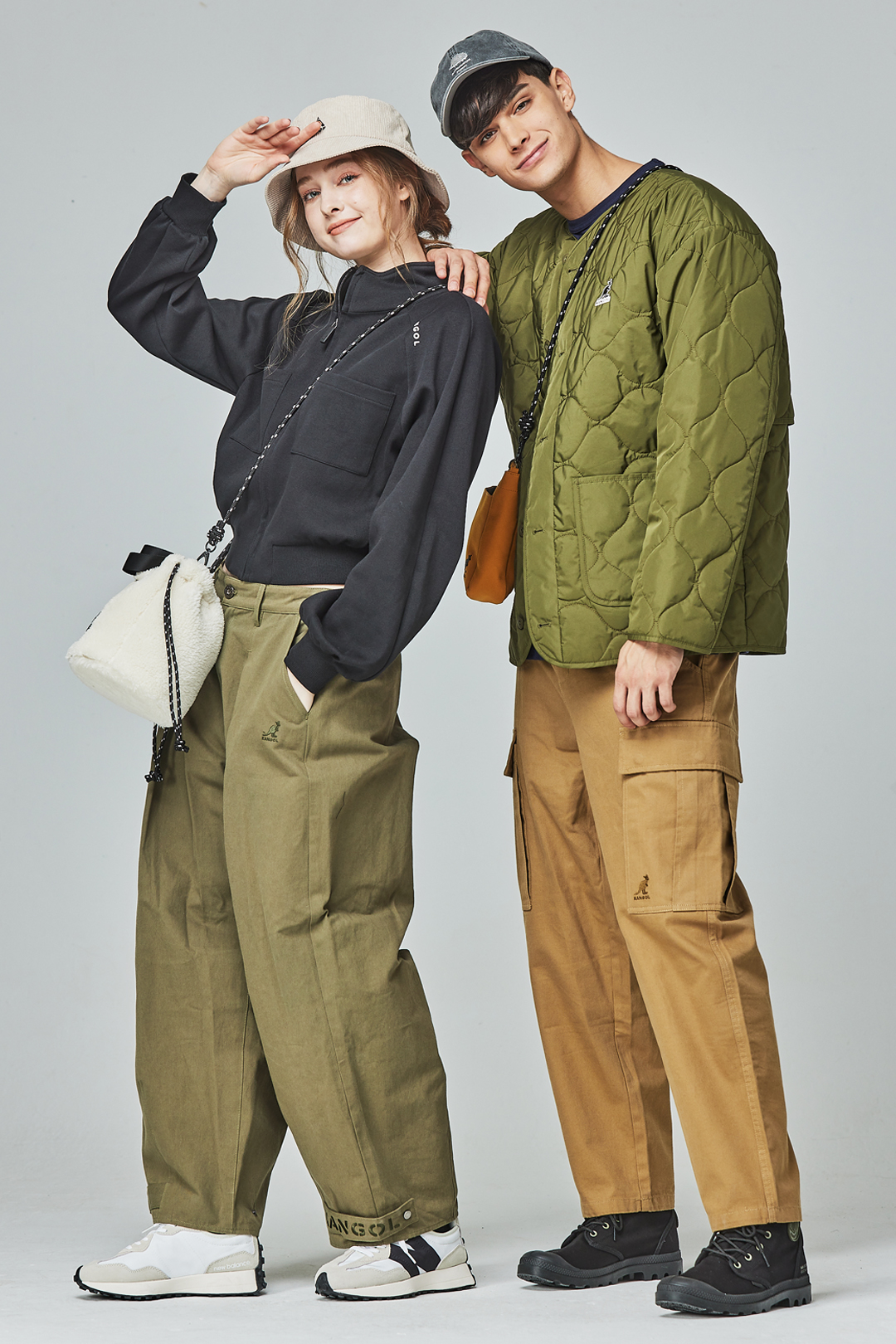 KANGOL袋鼠女款立領短外套