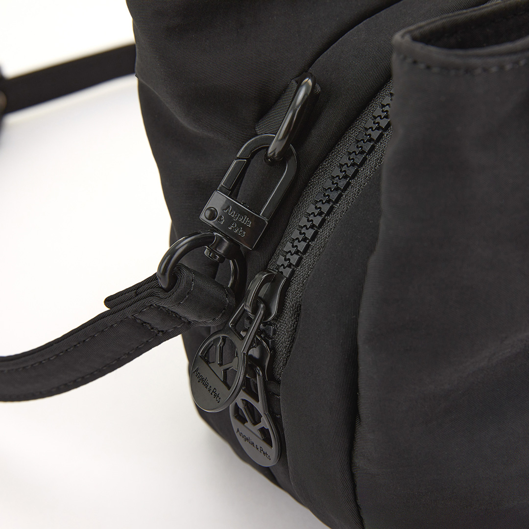 Angelia&Pets輕便側背包-黑