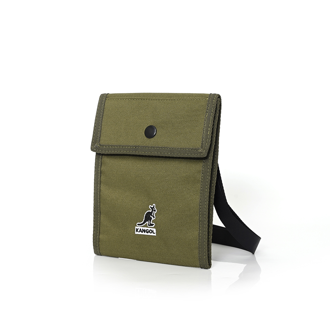 KANGOL袋鼠基本後背包-黑