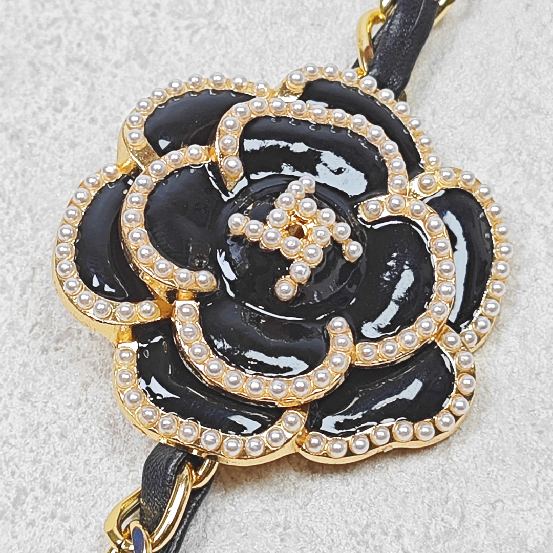 AKIBO皮革花漾包包手機掛繩-經典黑