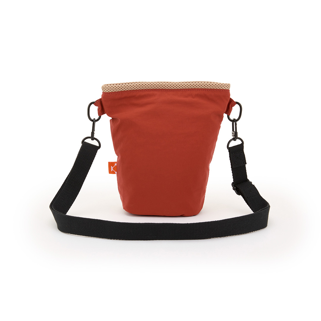 Angelia&Pets輕撥水側肩包-深橘