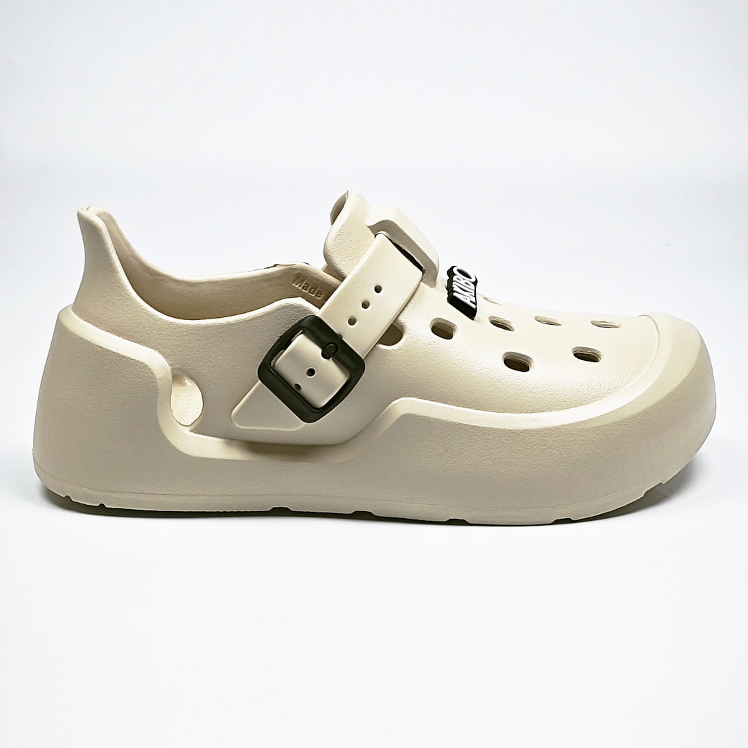 AKIBO全方位機能洞洞鞋-奶油白(中性款、雲朵感、輕量、防水)