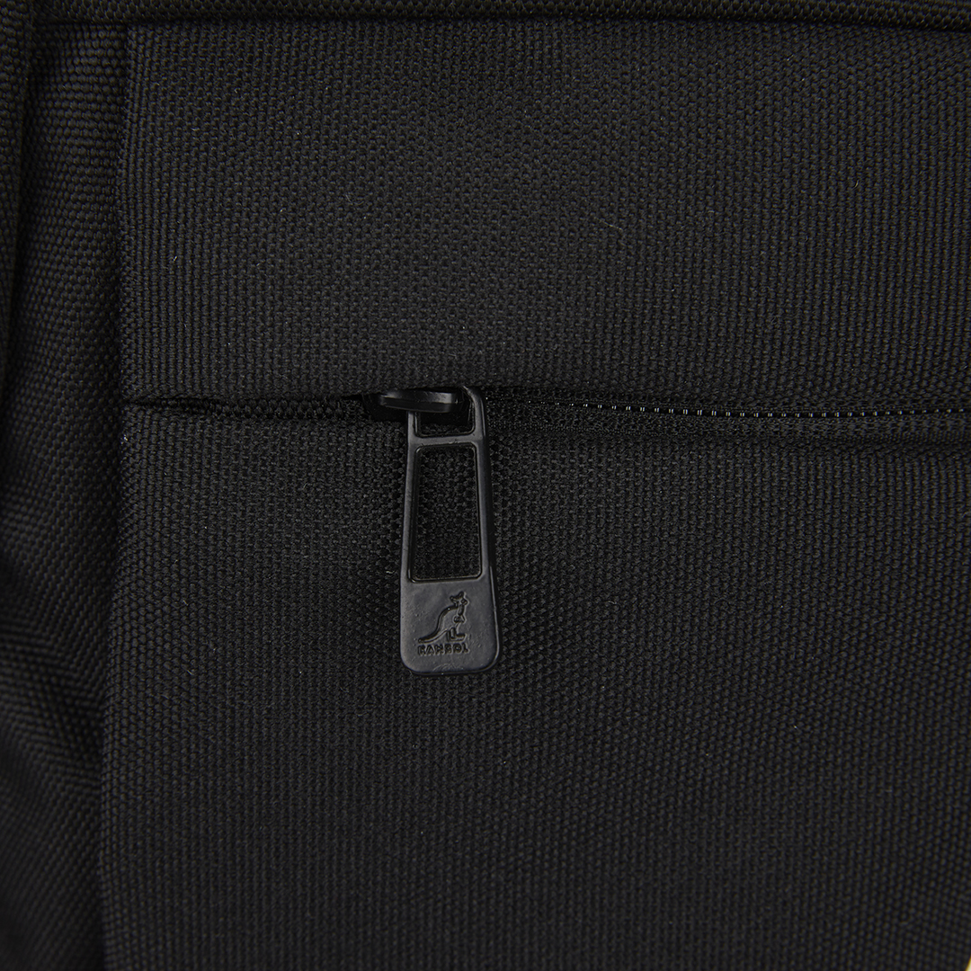 KANGOL袋鼠基本後背包-黑