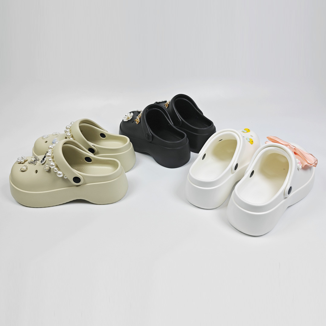 AKIBO極簡厚底洞洞鞋