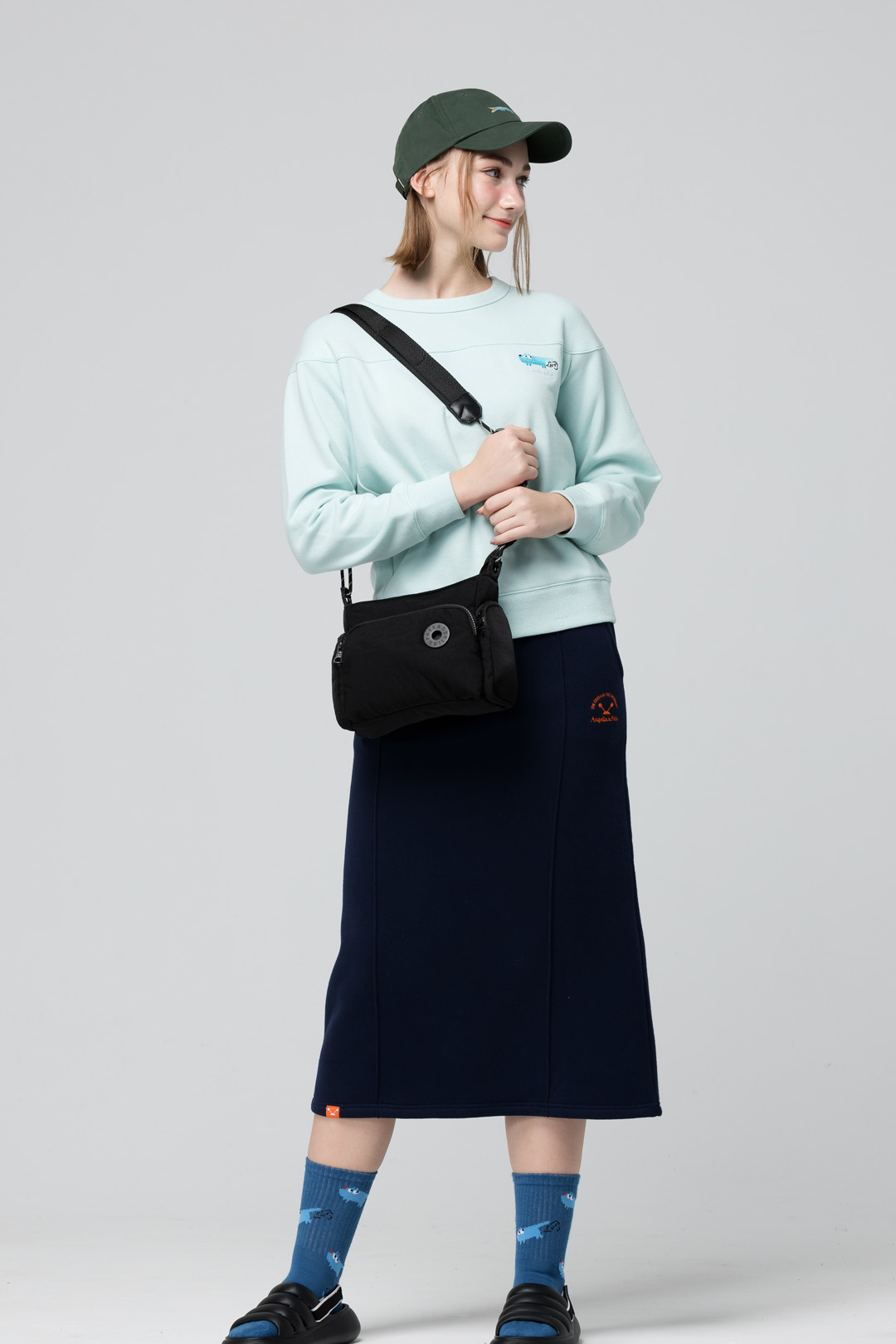 Angelia&Pets輕便斜肩包-黑