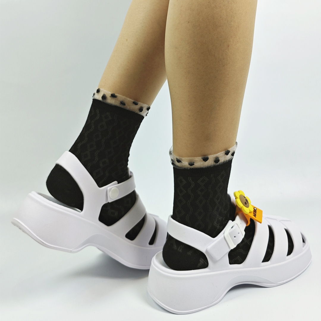 AKIBO輕量羅馬鞋-牛奶白(女款、雲朵感、輕量、兩穿、防水)