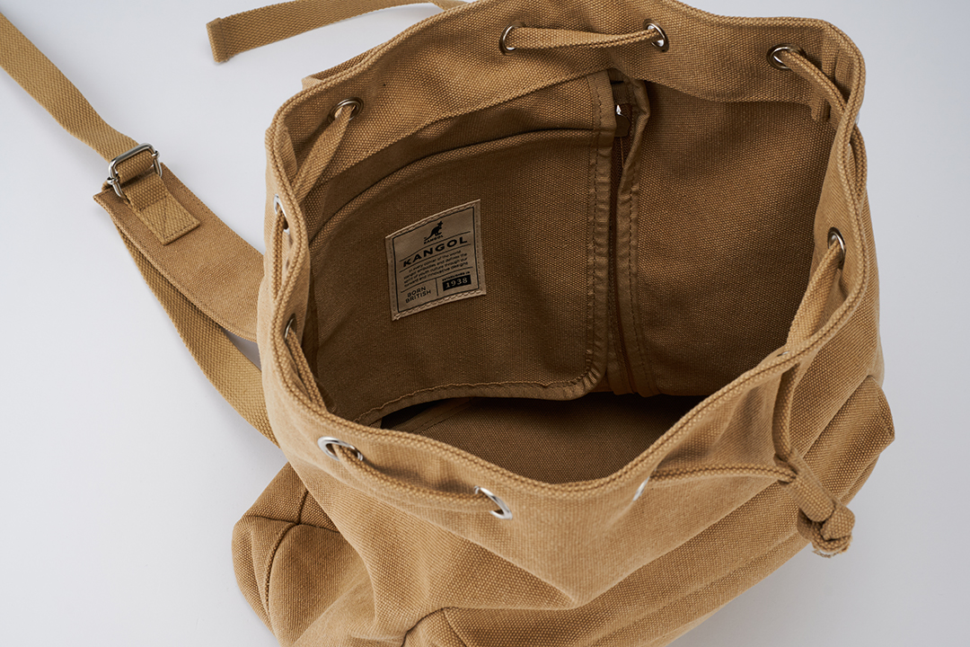 KANGOL袋鼠基本後背包-黑