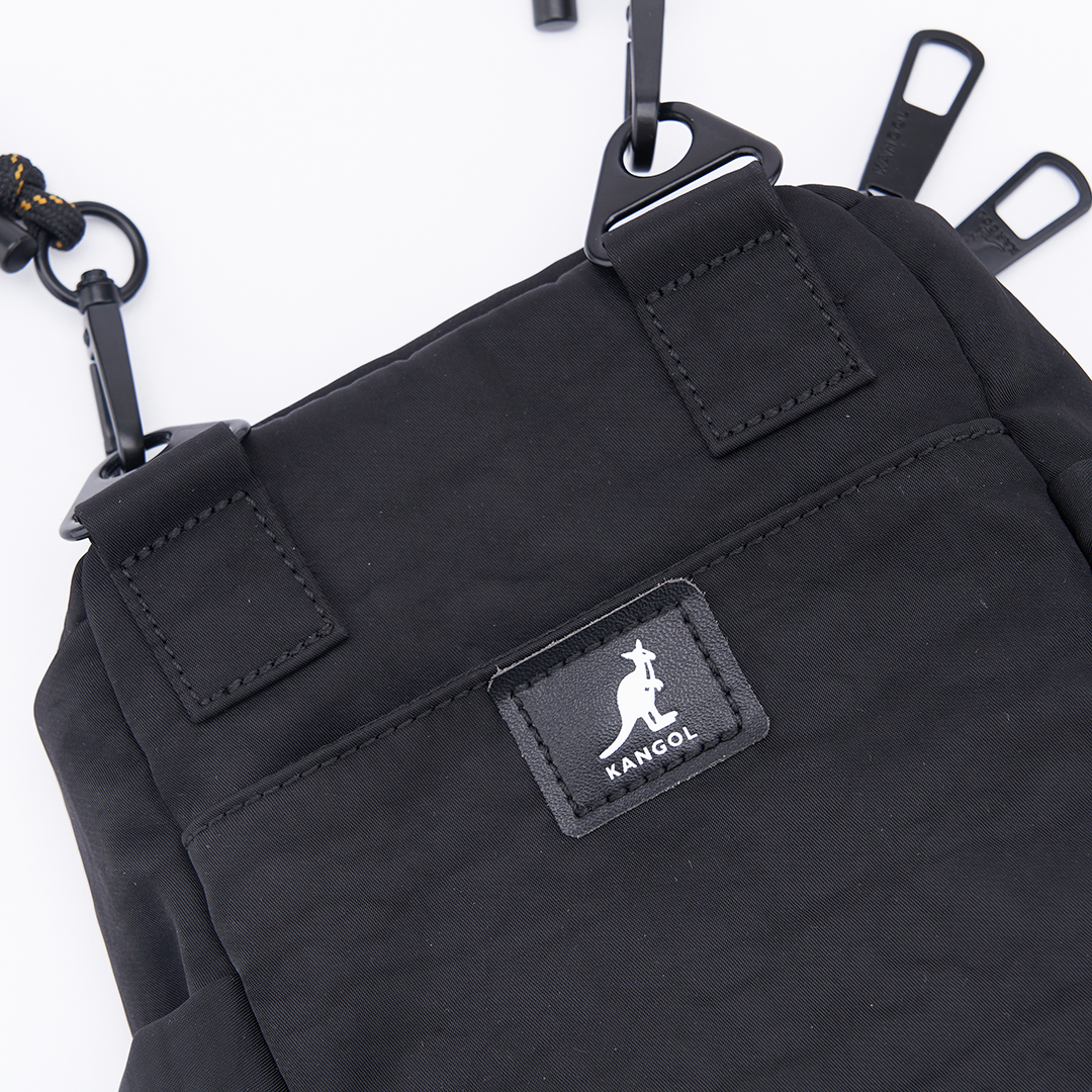KANGOL水洗尼龍小側包-黑