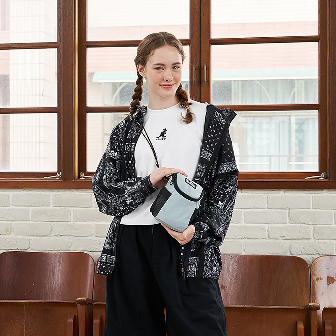 KANGOL水洗尼龍小側包-藍