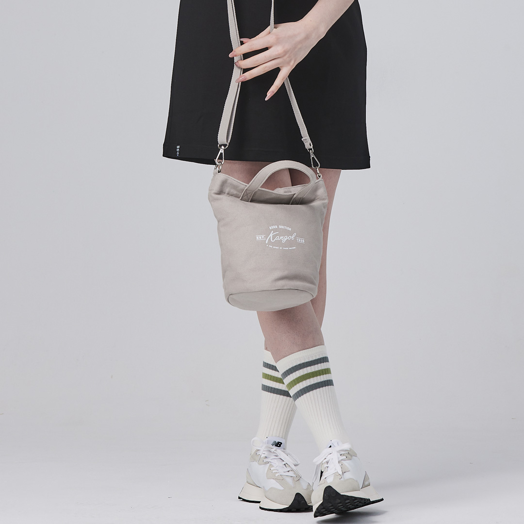 KANGOL帆布側背包-灰