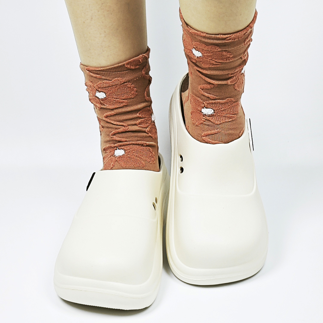 AKIBO清新穆勒鞋-牛奶白(女款、輕量、耐走、防水)