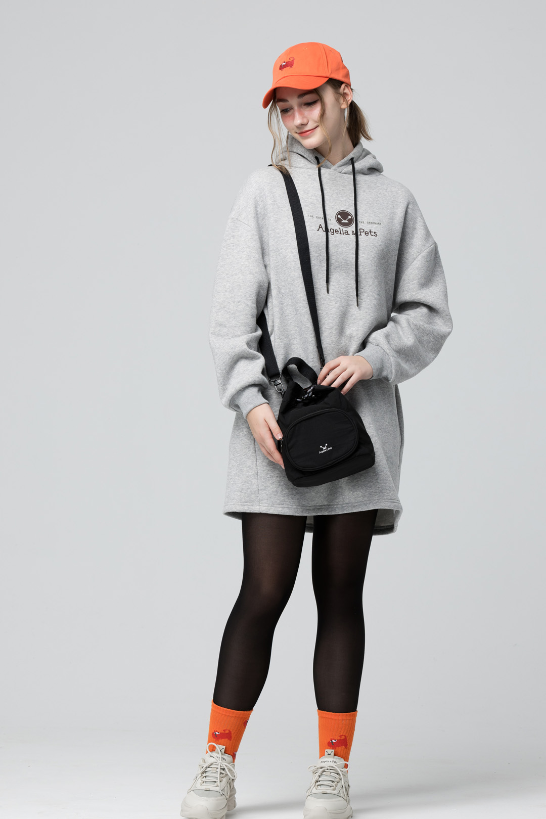 Angelia&Pets輕撥水束包-黑