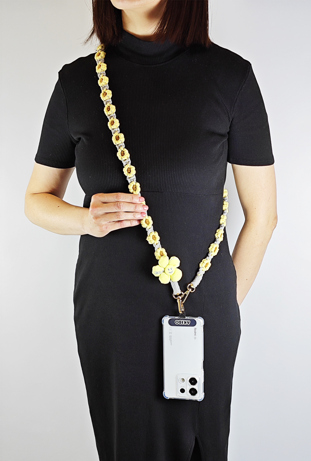 AKIBO手工編織花朵包包手機掛繩-陽光黃