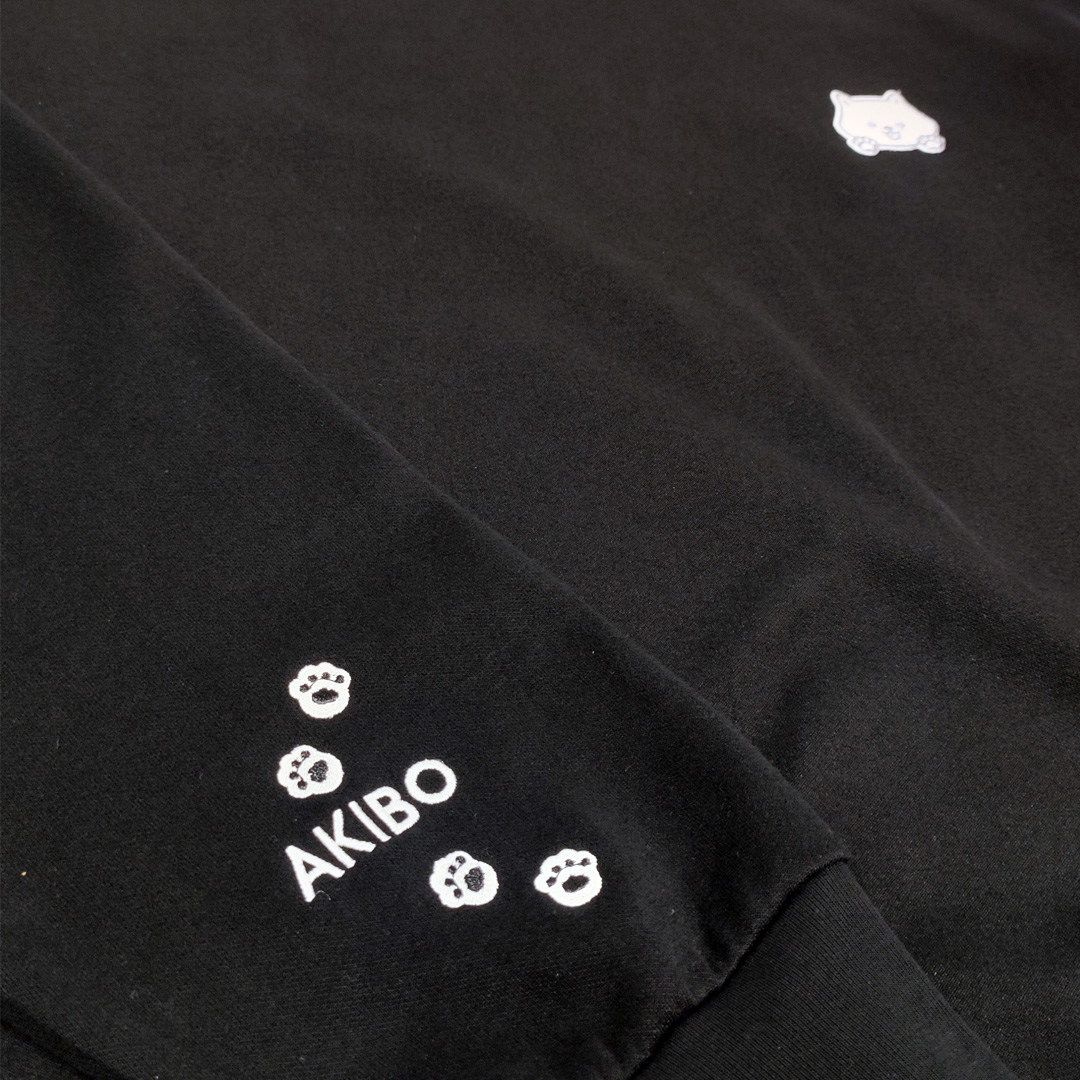 AKIBO日系落肩立體繡大學T-經典黑(男女共款)