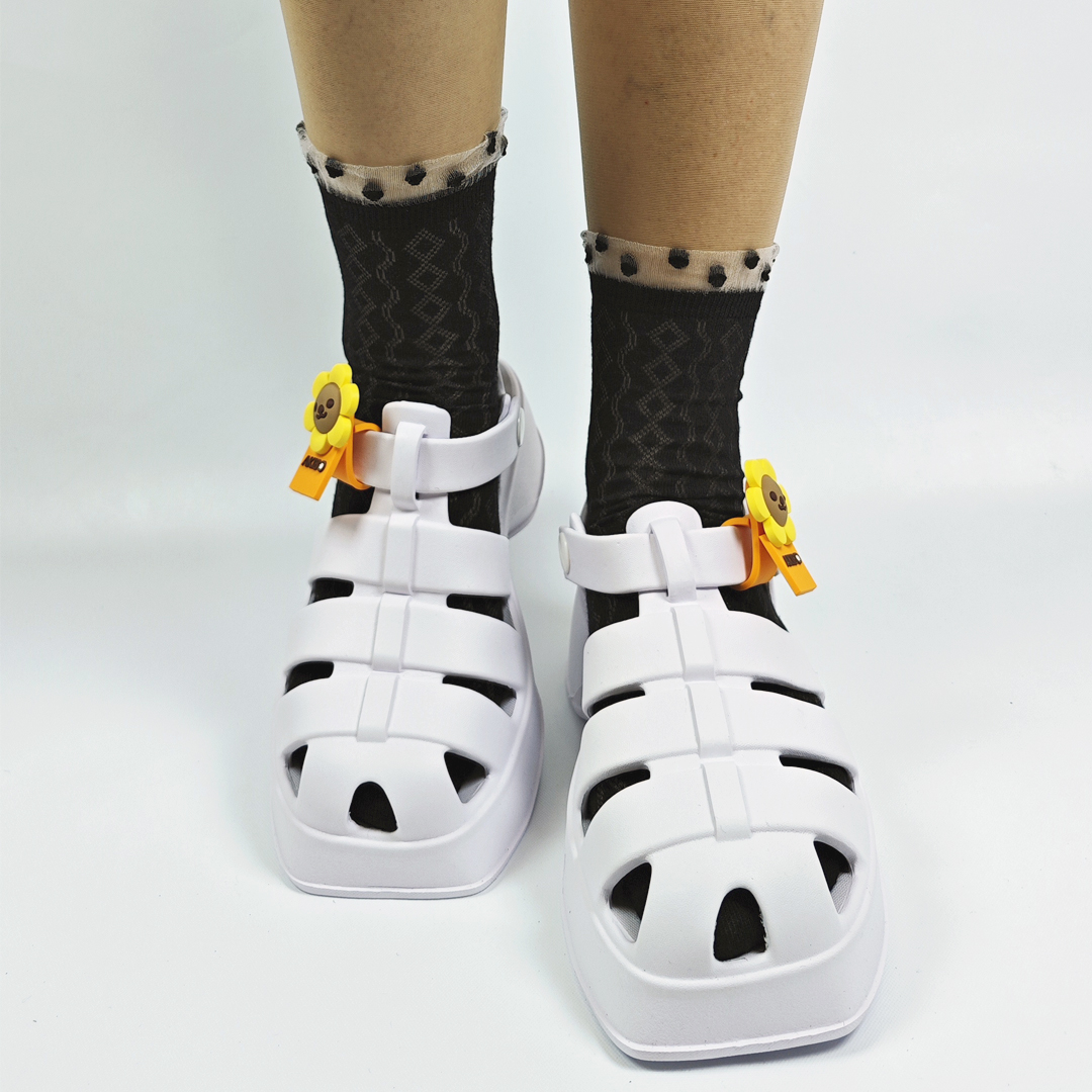 AKIBO輕量羅馬鞋-牛奶白(女款、雲朵感、輕量、兩穿、防水)