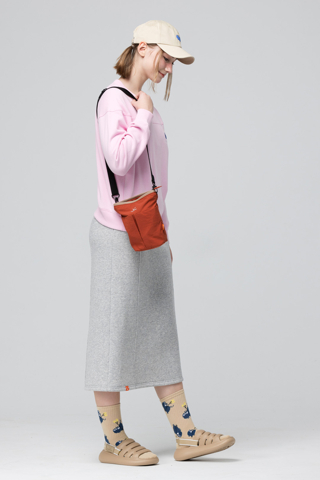 Angelia&Pets輕撥水側肩包-深橘