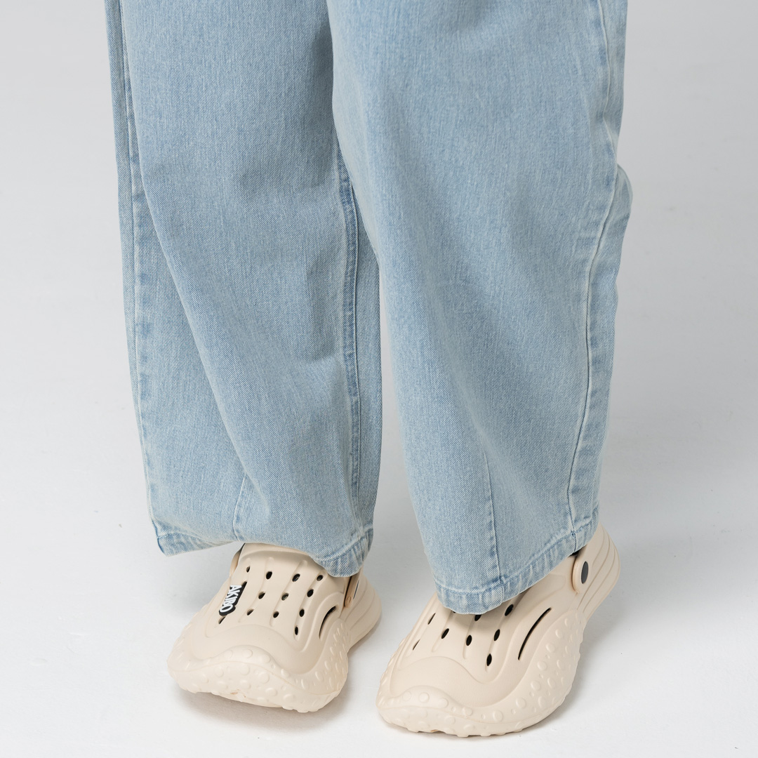 AKIBO戶外機能洞洞鞋-奶茶(中性款、雲朵感、輕量、兩穿、防水)