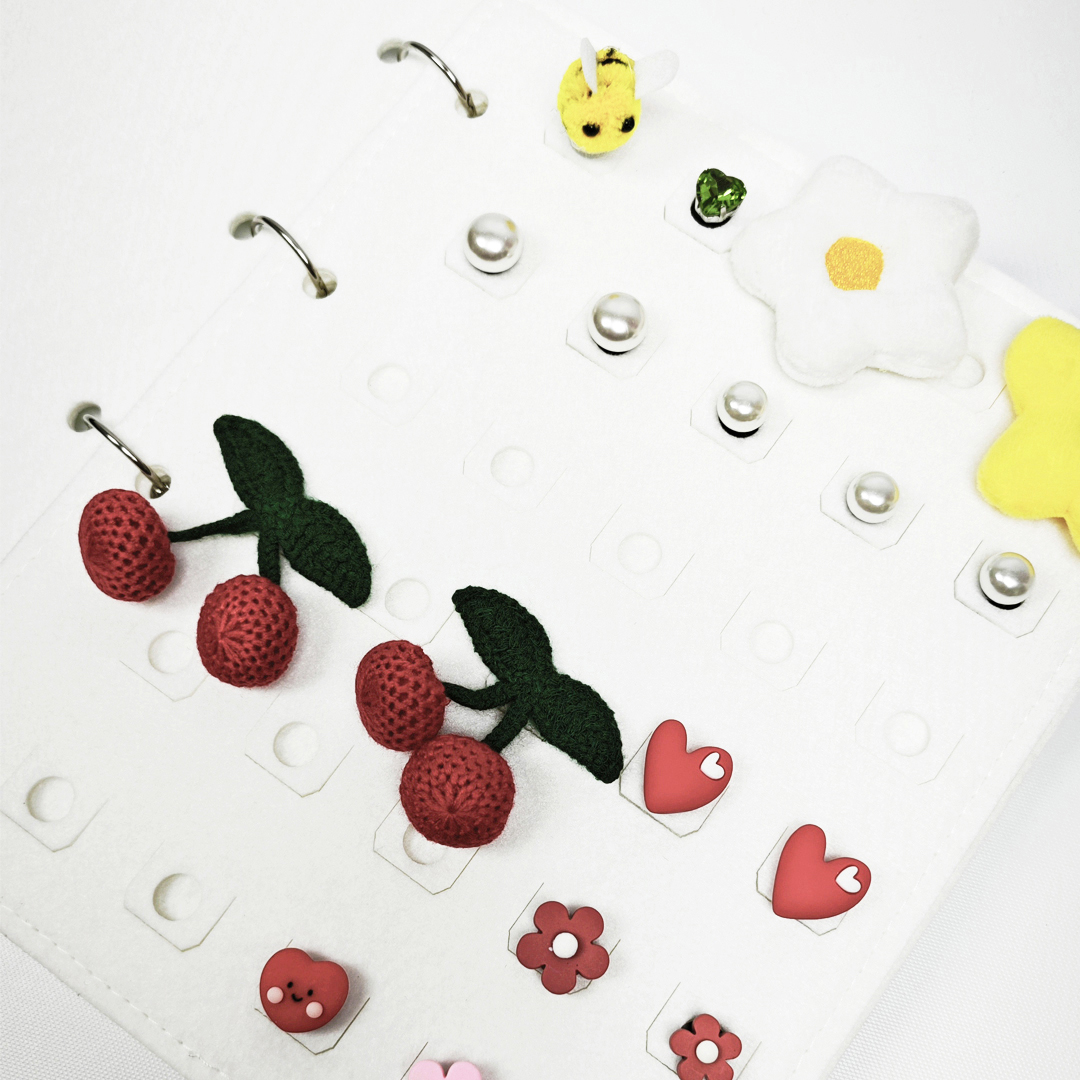 AKIBO洞洞鞋扣收納本