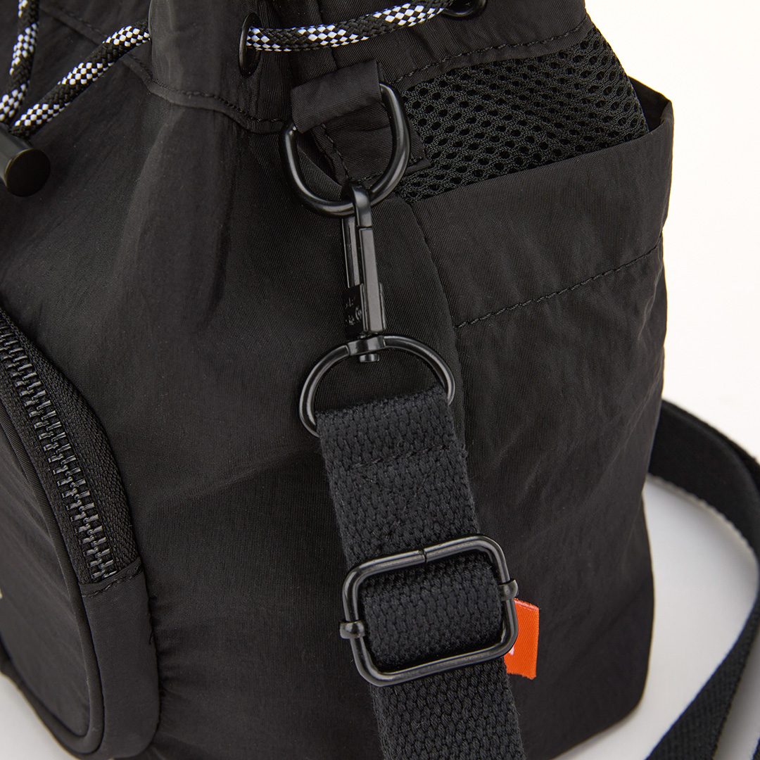 Angelia&Pets輕撥水束包-黑