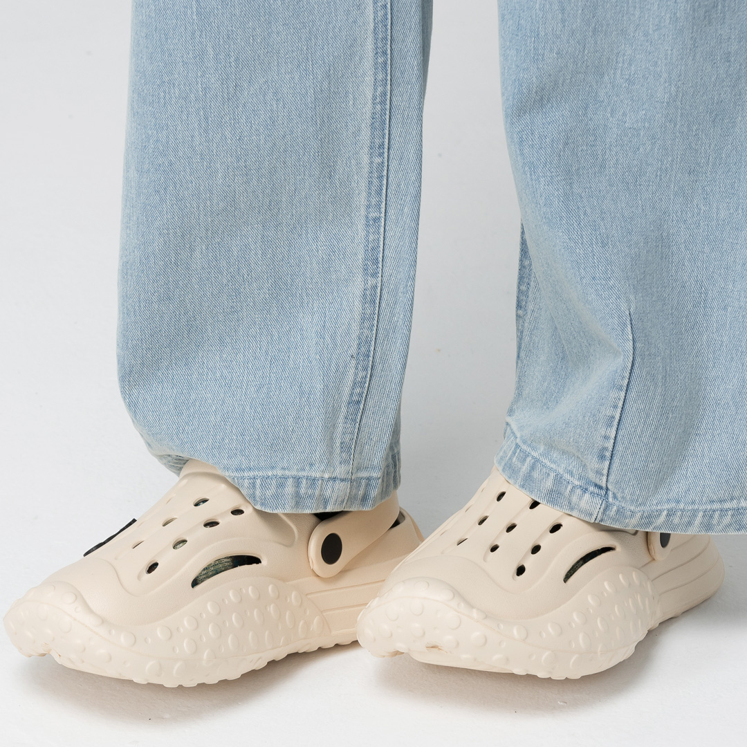 AKIBO戶外機能洞洞鞋-奶茶(中性款、雲朵感、輕量、兩穿、防水)