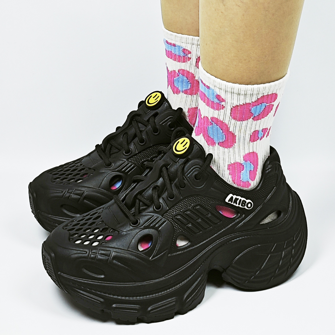 AKIBO輕量透氣老爹鞋-經典黑(女款、6公分厚底增高、一體成型、輕量、耐走、防水)