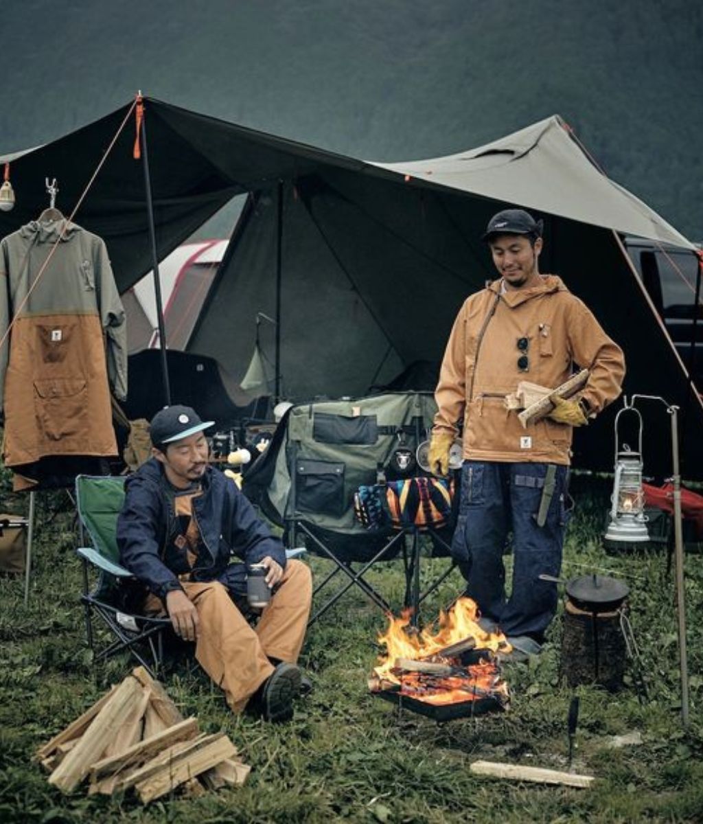 搭配山系包包