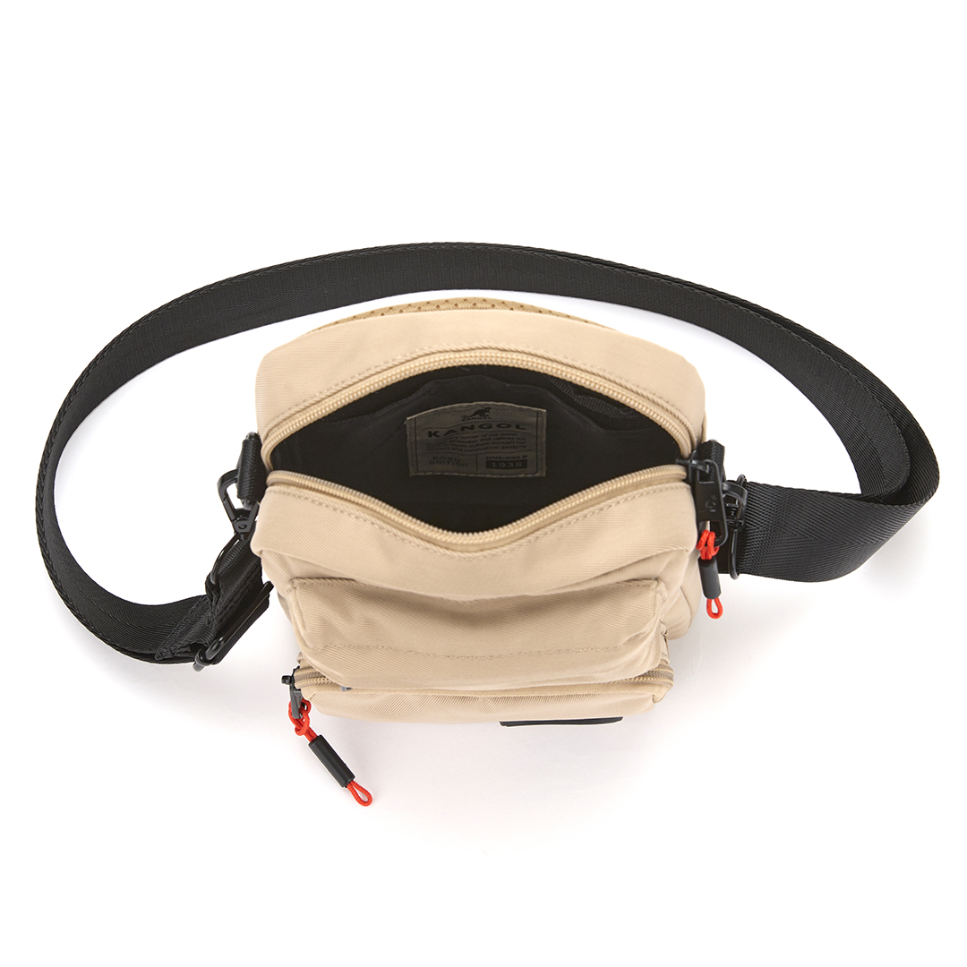 KANGOL袋鼠側背尼龍相機包-卡