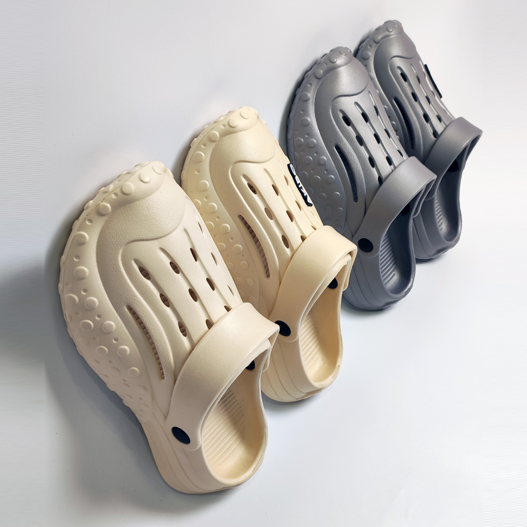 AKIBO戶外機能洞洞鞋