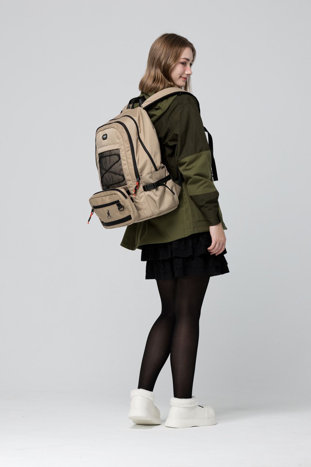 KANGOL袋鼠多功能後背包-卡