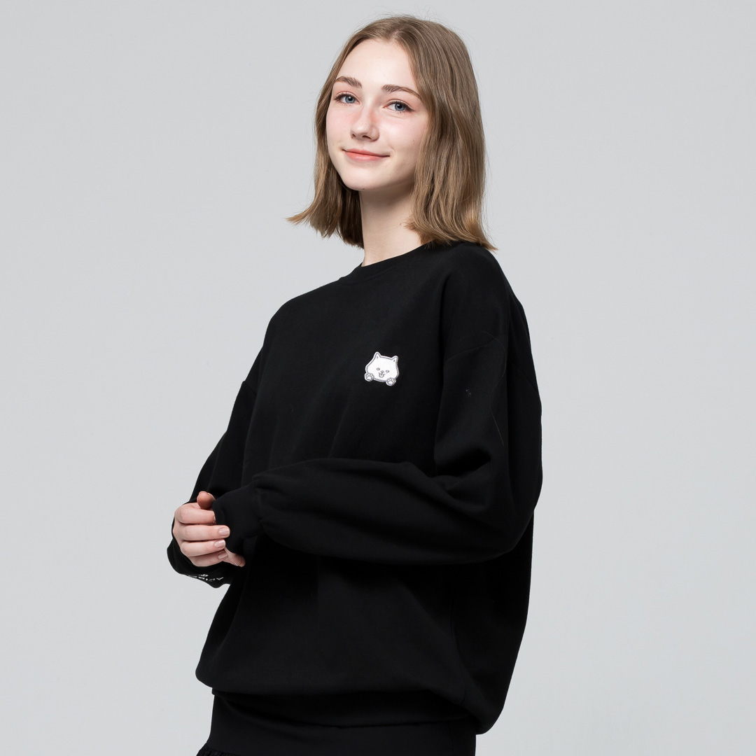 AKIBO日系落肩立體繡大學T-經典黑(男女共款)