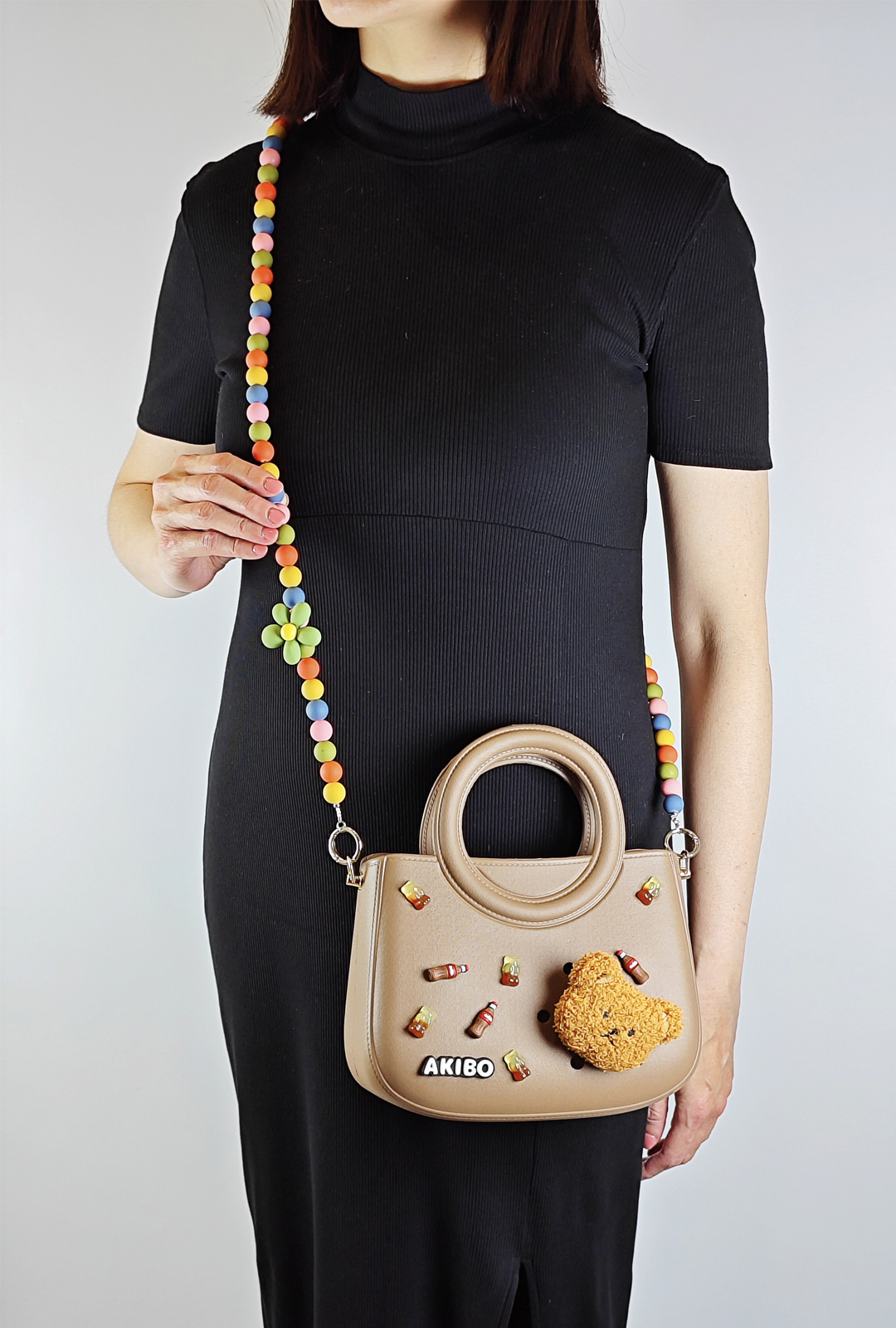 AKIBO滿月包-焦糖咖/童趣彩珠背帶(肩背手提洞洞包。中性款、輕量、防水)