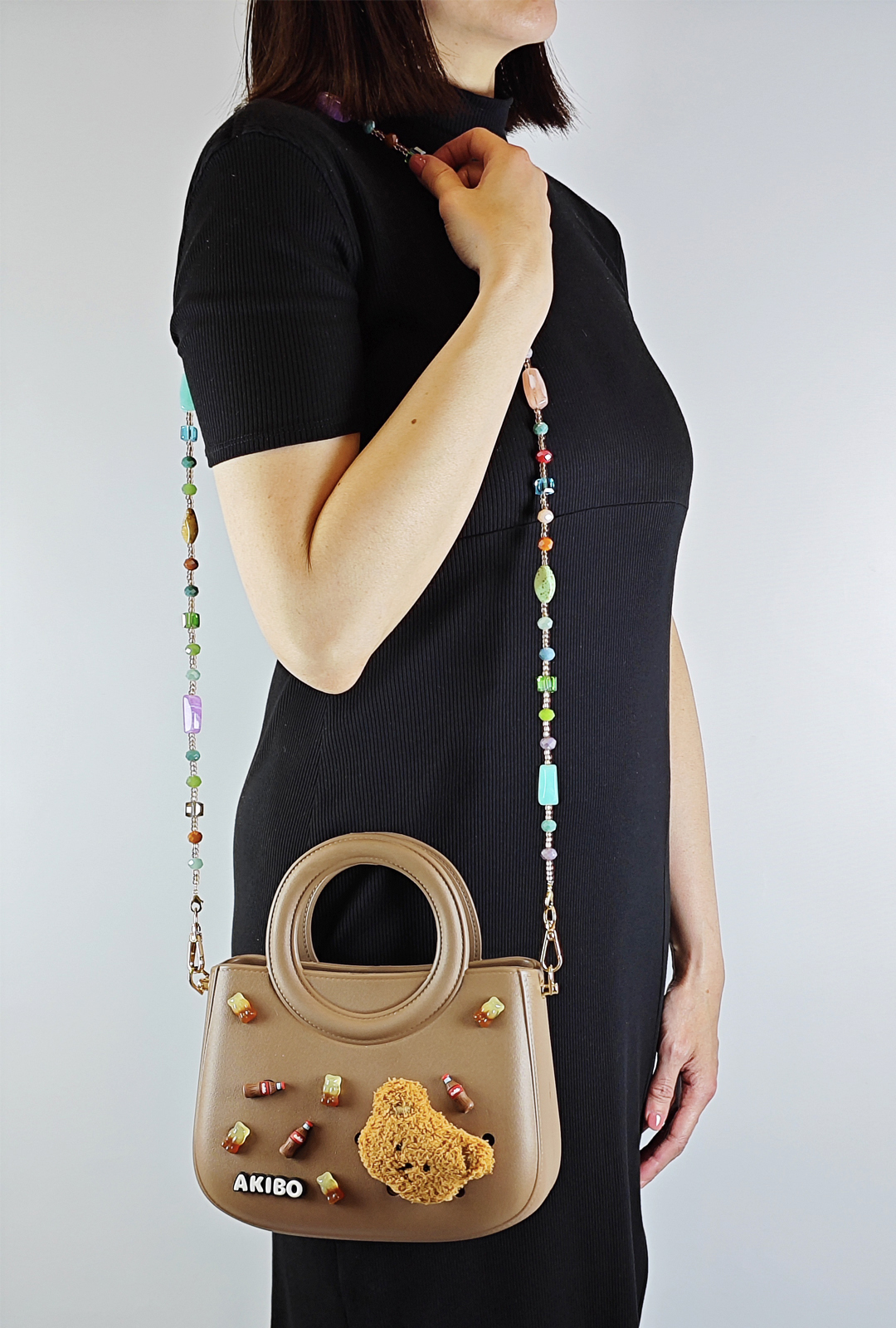 AKIBO滿月包-焦糖咖/波西米亞寶石背帶(肩背手提洞洞包。中性款、輕量、防水)