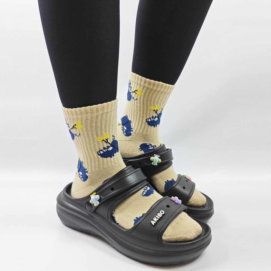 IMG_20240917_153242.jpg AKIBO可樂軟糖款洞洞鞋扣 (九件組)