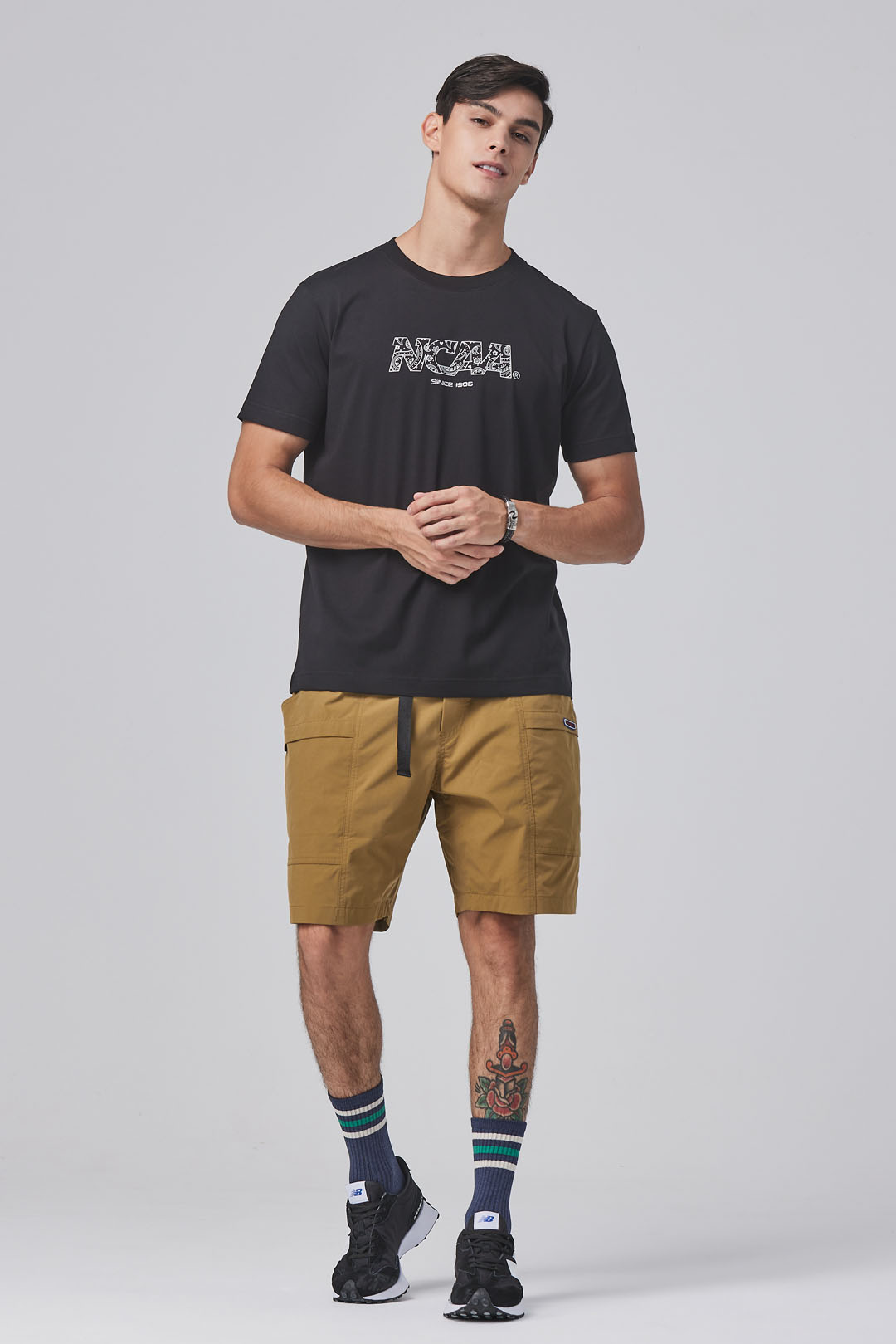 NCAA哈佛大學Harvard工裝短褲-卡