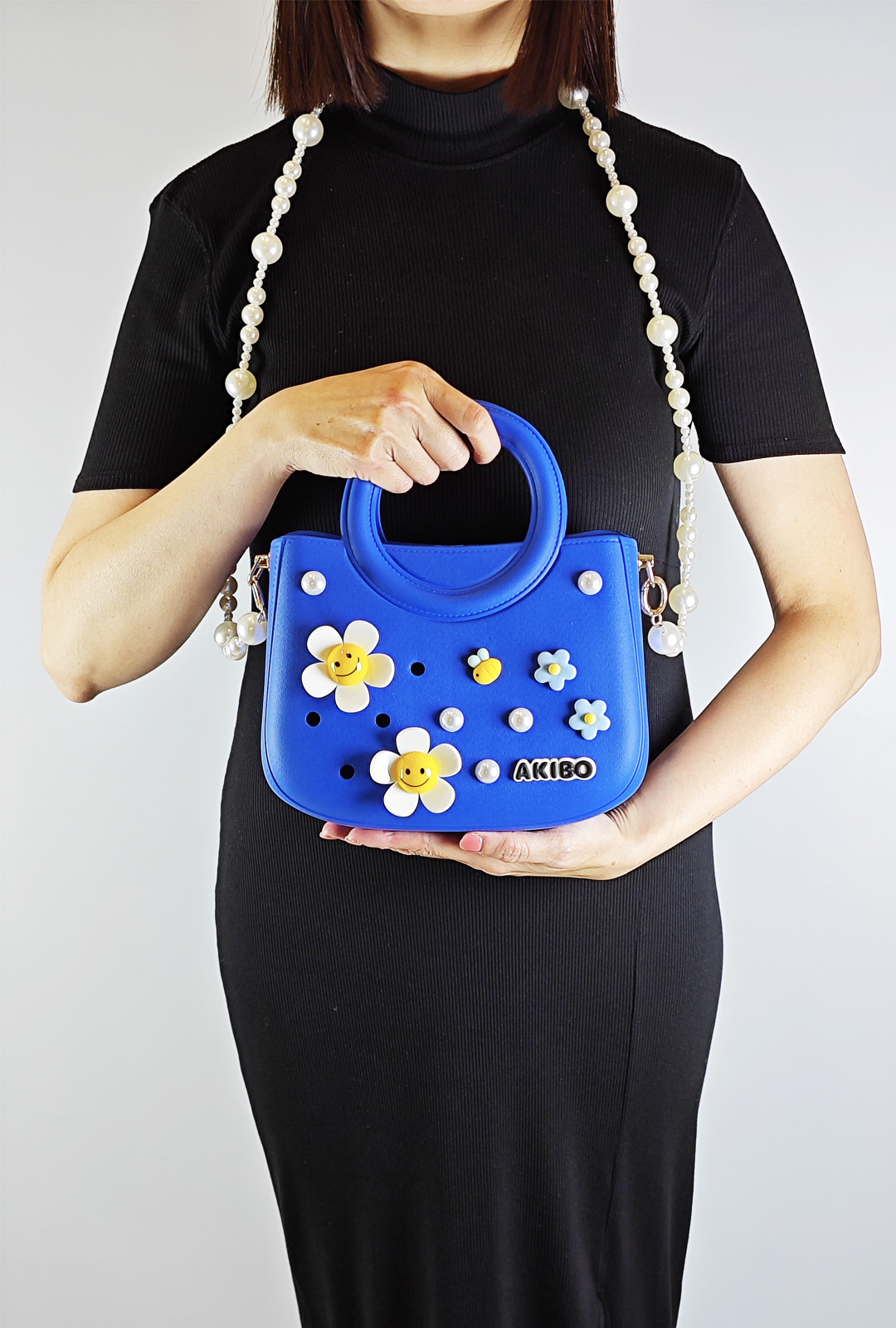AKIBO滿月包-寶石藍 / 雅緻珍珠背帶 (肩背手提洞洞包。中性款、輕量、防水)