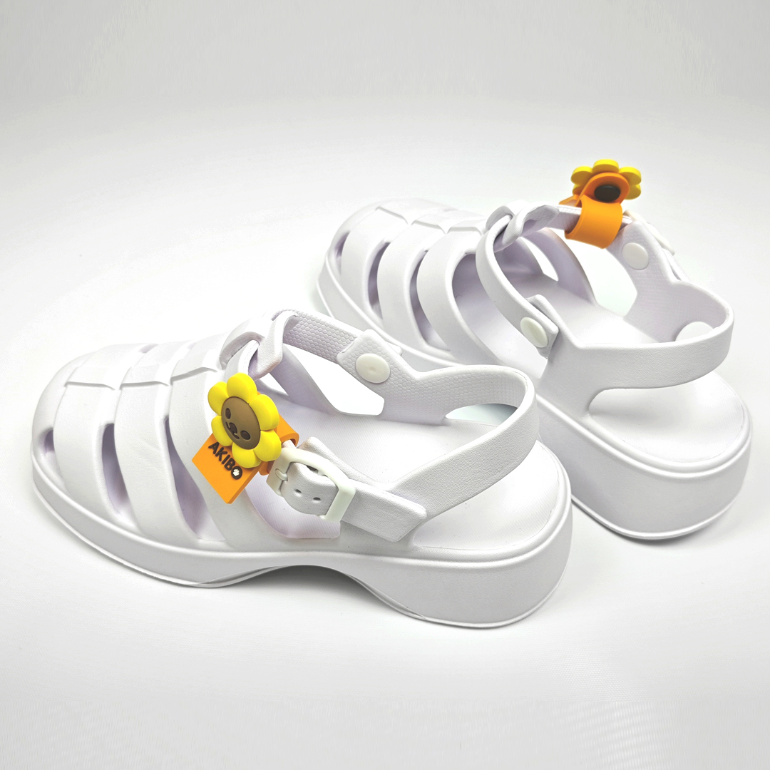 AKIBO輕量羅馬鞋-牛奶白(女款、雲朵感、輕量、兩穿、防水)